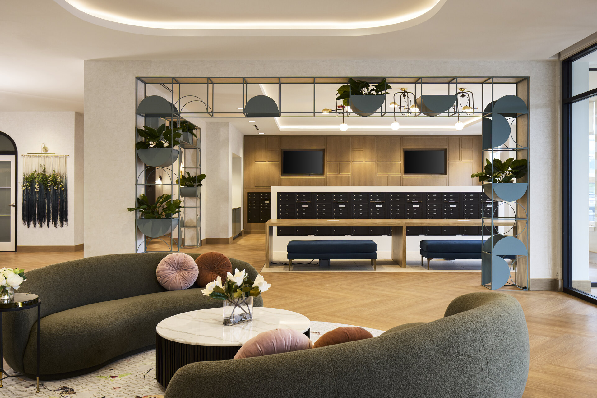 Margaux_INT_Amenities_Lobby4_08.2024