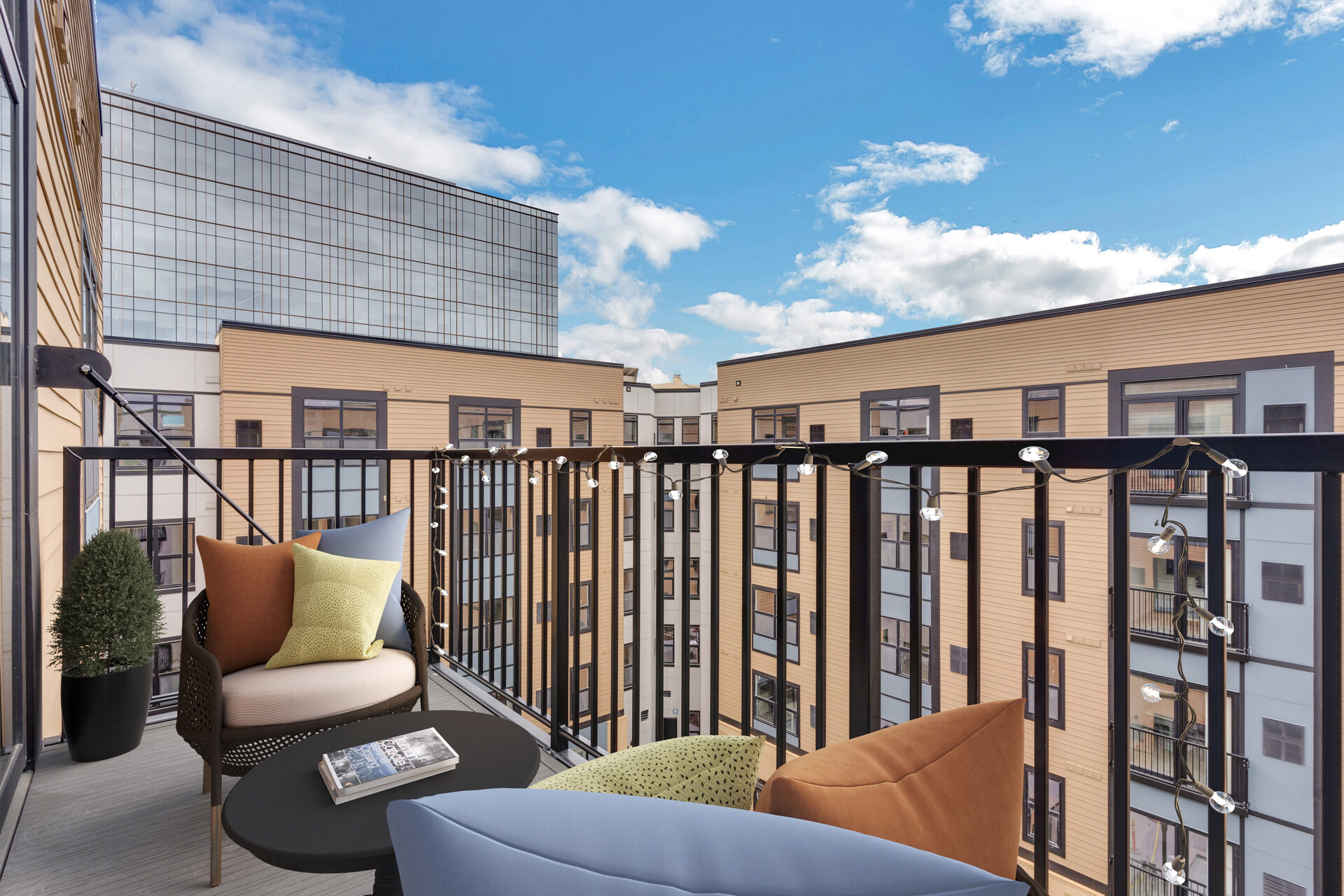 Margaux_INT_Model_Unit566_Balcony_BoxBrownie_0424